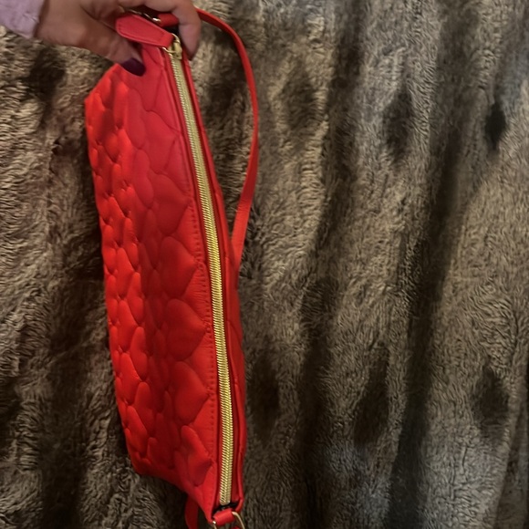 Betsey Johnson Red Hearts Crossbody‎ Purse Bag New Without tags - Picture 5 of 5